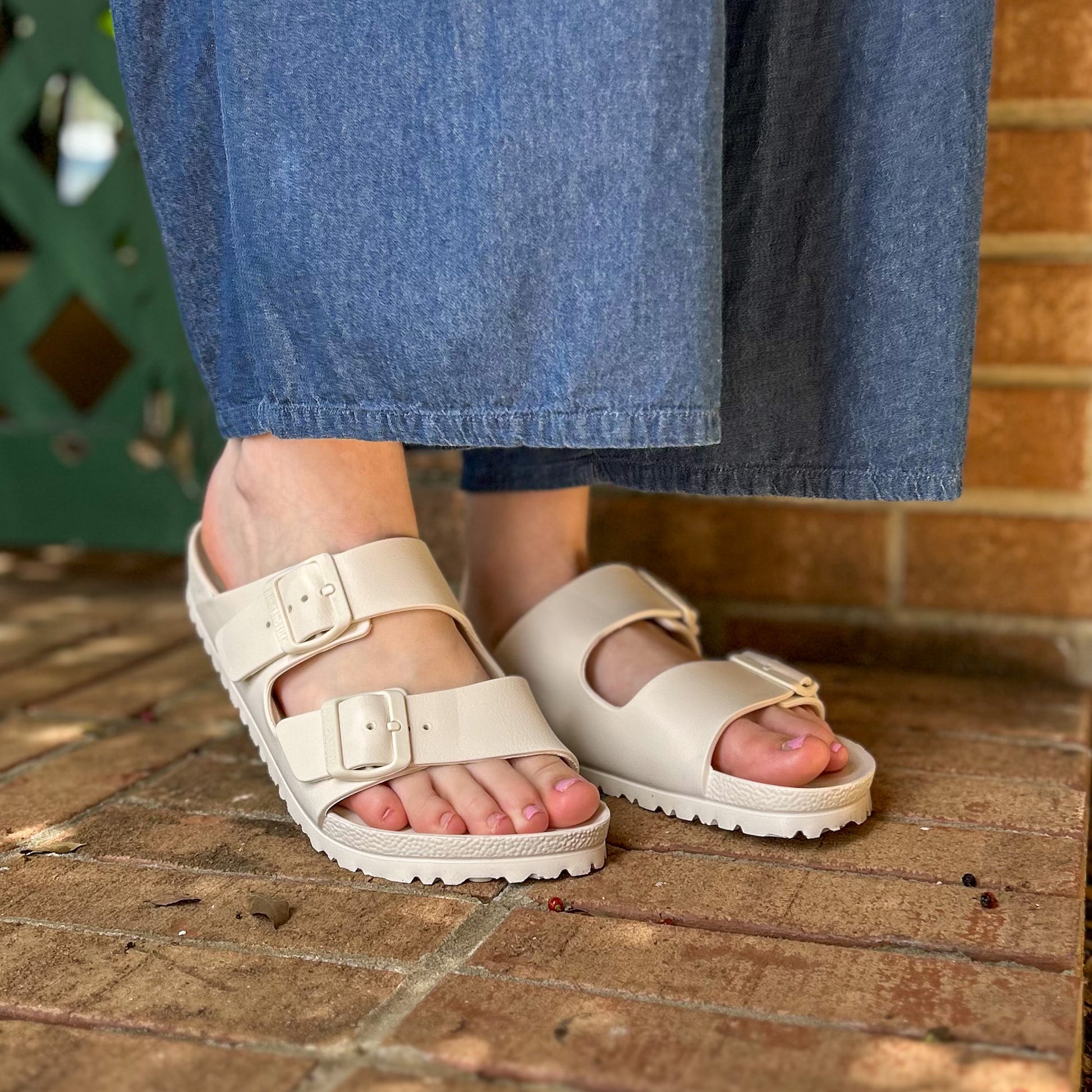 Arizona Eva – Valley Sole - Main Image