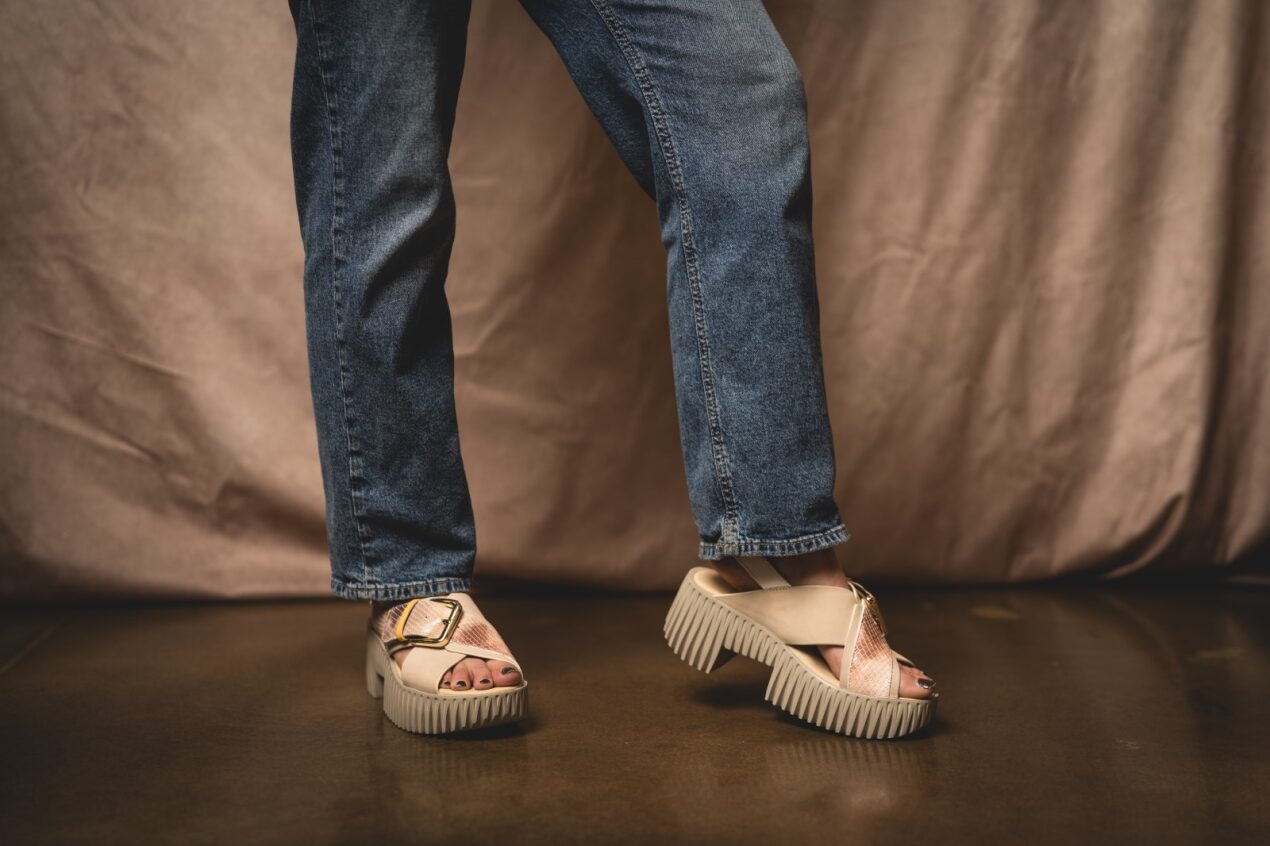 Plia Juno – Valley Sole